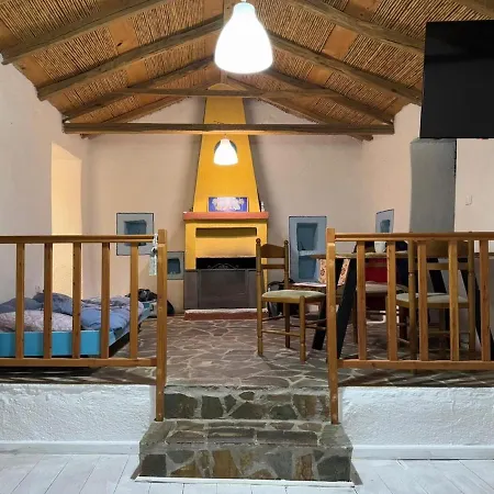 Holiday home Happynest Leni, Stone House *