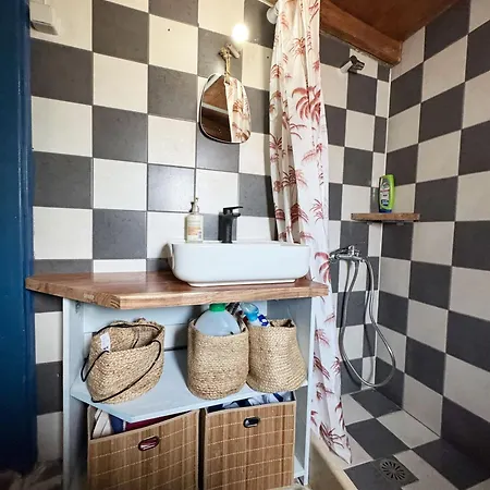 Dom wakacyjny Happynest Leni, Stone House *