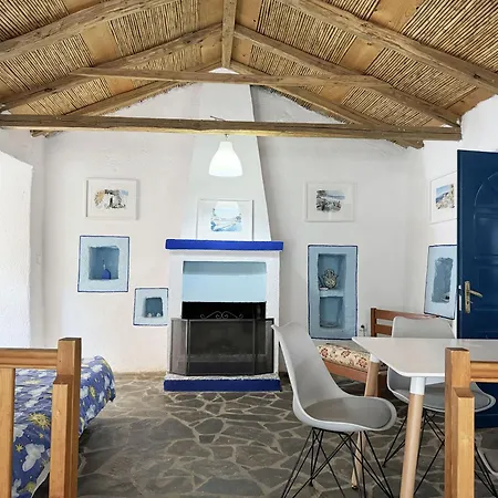 Happynest Leni, Stone House *