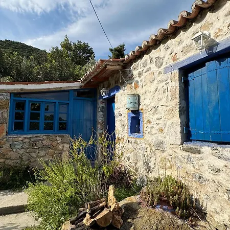 Happynest Leni, Stone House Nyaraló