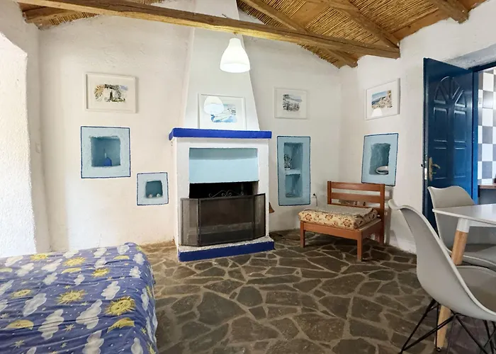 Nyaraló Happynest Leni, Stone House