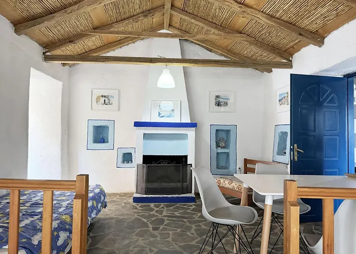 Happynest Leni, Stone House *