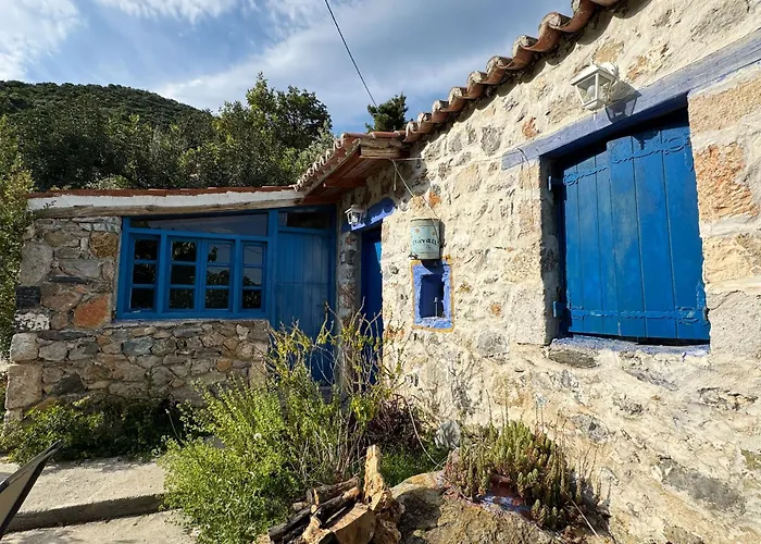Happynest Leni, Stone House Casa de Férias